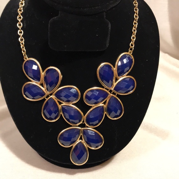 2/$12 Blue and gold Statement bib necklace - Picture 1 of 4